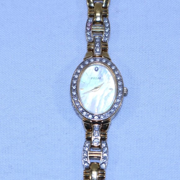 Pulsar PEGA62 Mother of Pearl Dial Crystal Accented Gold Tone Women's Watch - Picture 2 of 4
